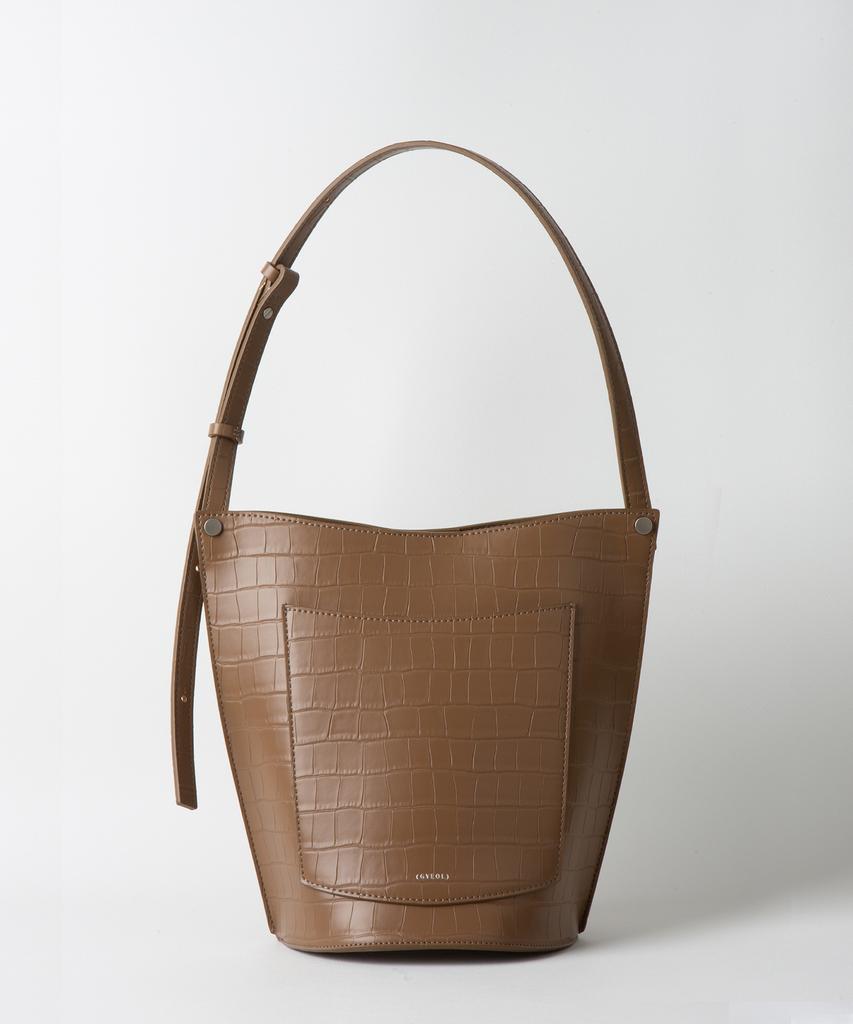 Gyeol Calico_Croc (Raw Umber)