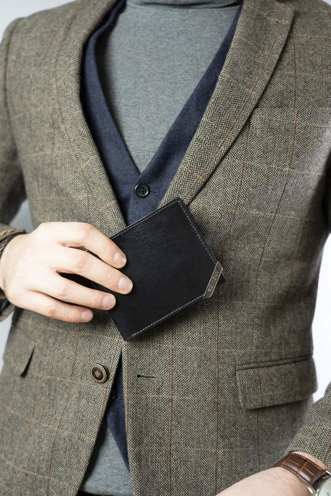 Men's Horizontal Wallet with Silver Accent, Natural Grain Leather - Rovicky