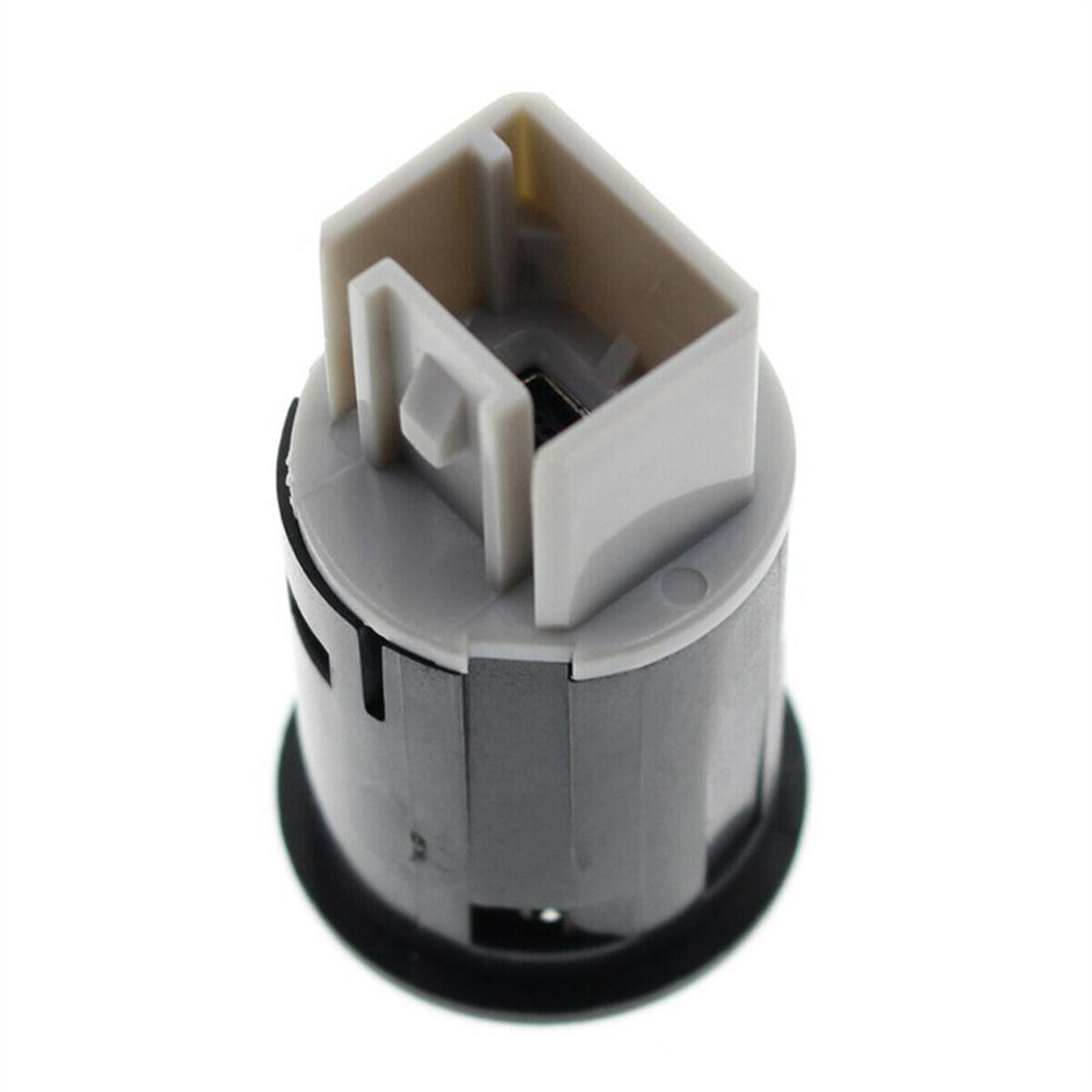 USB Auxiliary Plug Port Socket For Chevy Silverado Sierra 1500 2500 HD 20944422