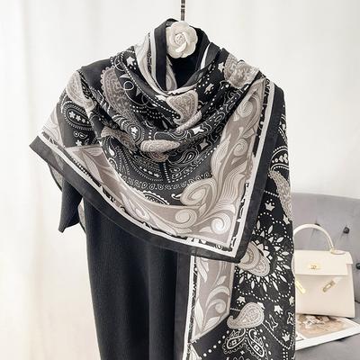 Trendy Temperament, Fashionable Printed Scarf, Travel Photography, High-end Women's Matching Shawl, Thin Cotton and Linen Outer Shawl