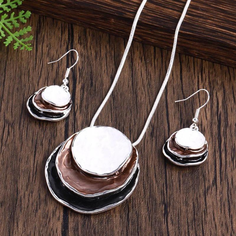 2Pcs/set Multilayer Pendant Jewelry Vintage Boho Jewelry Set Zinc Alloy Enamel Multilayer Round Pendant Necklace and Earrings Elegant Fashion