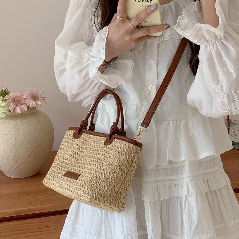 Summer Vacation Beach Straw Woven Bag Handheld Crossbody Bag New Style Fashionable Rope Knotted Vegetable Basket Bag Woven Bag