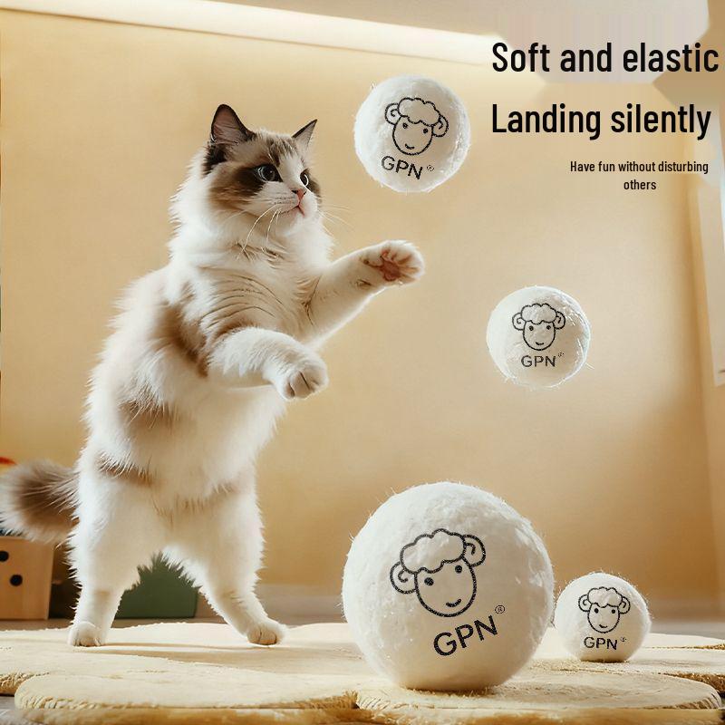 Silent Kitten Trainer: Plush Wool Ball for Pet Training and Energy Use