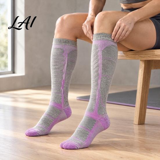 Cold Weather Hiking Socks Unisex Cotton Ski for Women Men Thermal Snowboard Socks Non Slip Cushioned Boot Men Cuff Winter Warm Skiing Snowboarding