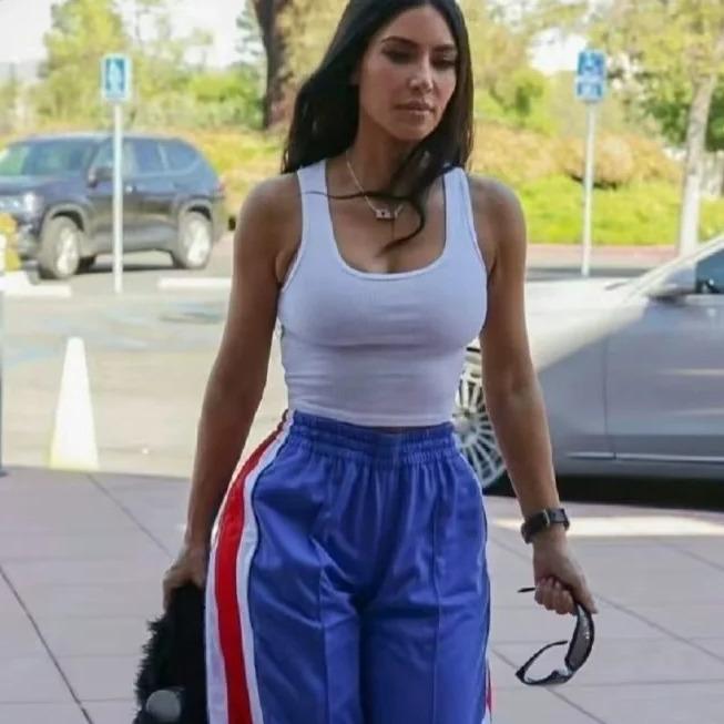2024 Spring/Summer U-Neck Slim Fit Sleeveless Tank Top: Women's Solid Color Bodycon Camisole