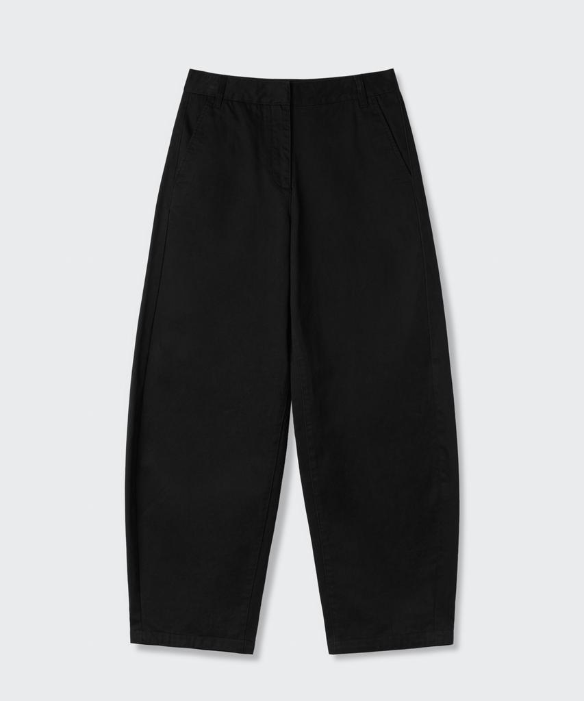 MUSINSA STANDARD WOMAN Curved Chino Pants [Black]