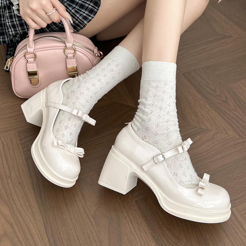 Mode Eleganta Mary Jane-skor med hög klack och rosett Kvinnor Ankelspänne Plattforms-pumps Dam Japanska Lackläder Lolita-skor Kvinna