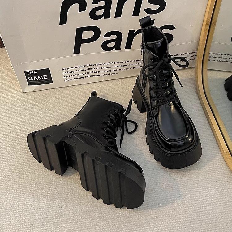 Black retro heightened platform Martin boots autumn new skinny boots thick heel motorcycle boots for women