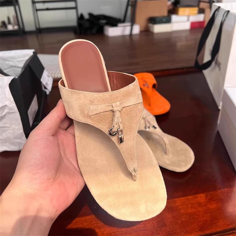 All-round Wear Is Not Greasy~ Retro Versatile Thick Heel New Slippers Women's Outerwear Toe Fashion Roman Sandals Flip-flops