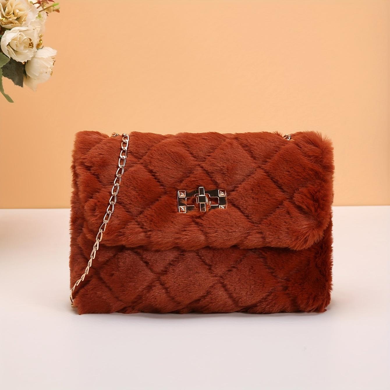 

Lightweight Casual Faux Fur Crossbody Bag with Chain Strap and Turn-Lock Closure Fluffy Soft Messenger Shoulder Bag Removable Strap and Nylon Lining коричневий
