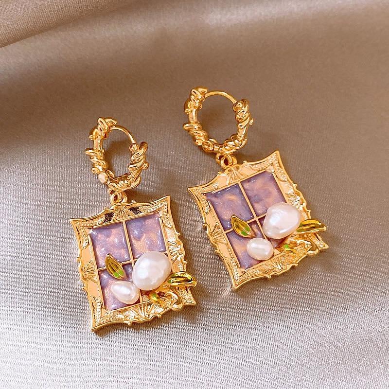 Real gold electroplated French pearl flower stud earrings court style retro niche earrings light luxury premium earrings women