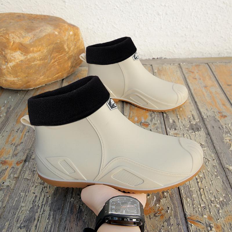 Heren Outdoor Modieuze Korte Schacht Waterdichte En Antislip Wollen Regenlaarzen