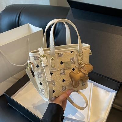 Merkdesign Emmer Kleine Tas voor Vrouwen 2024 Nieuwe Modieuze Commuter Handtas Trendy Enkele Schouder Diagonale Crossbody Tas