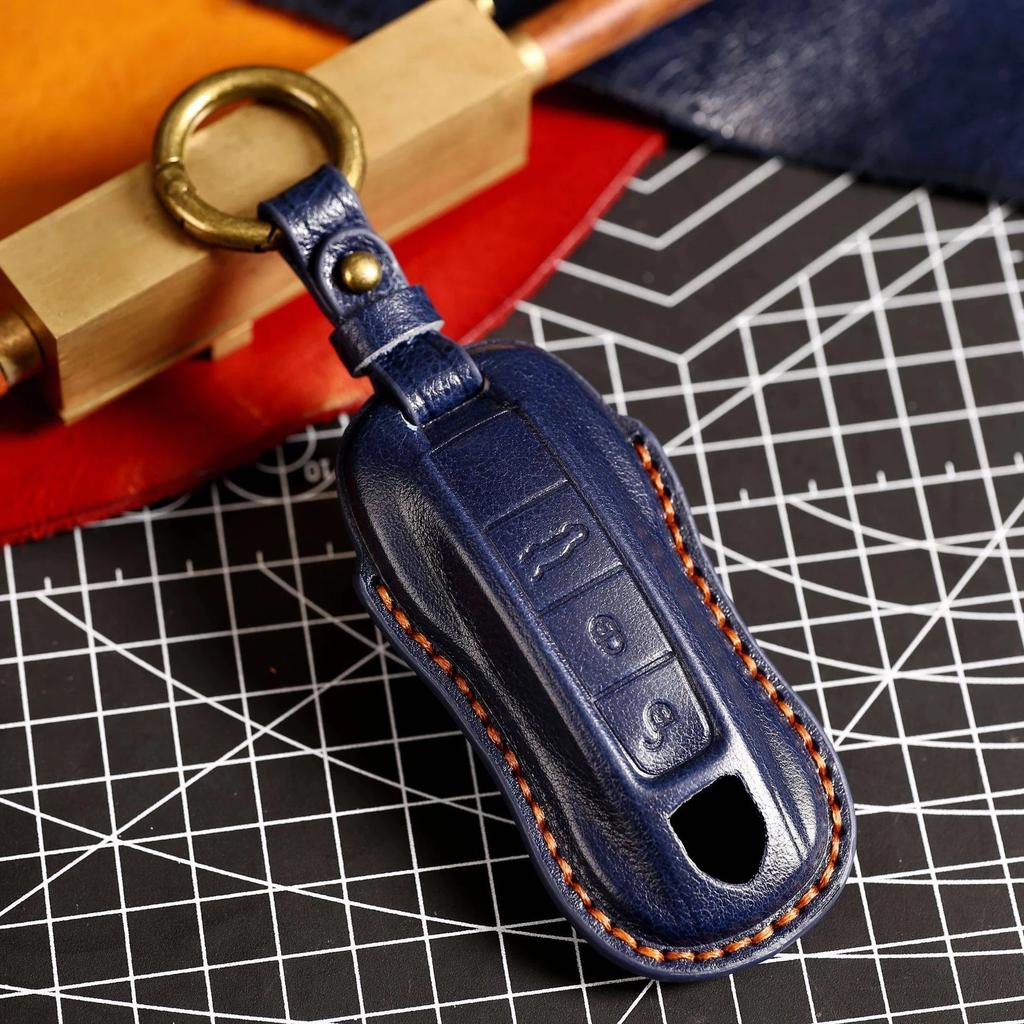 Neue Luxus-Leder Autoschlüsselhülle Abdeckung Schlüsselanhänger Schutzhülle für Porsche Cayenne 718 958 Panamera 911 Macan Schlüsselanhänger Halter Schlüsselanhänger Schale