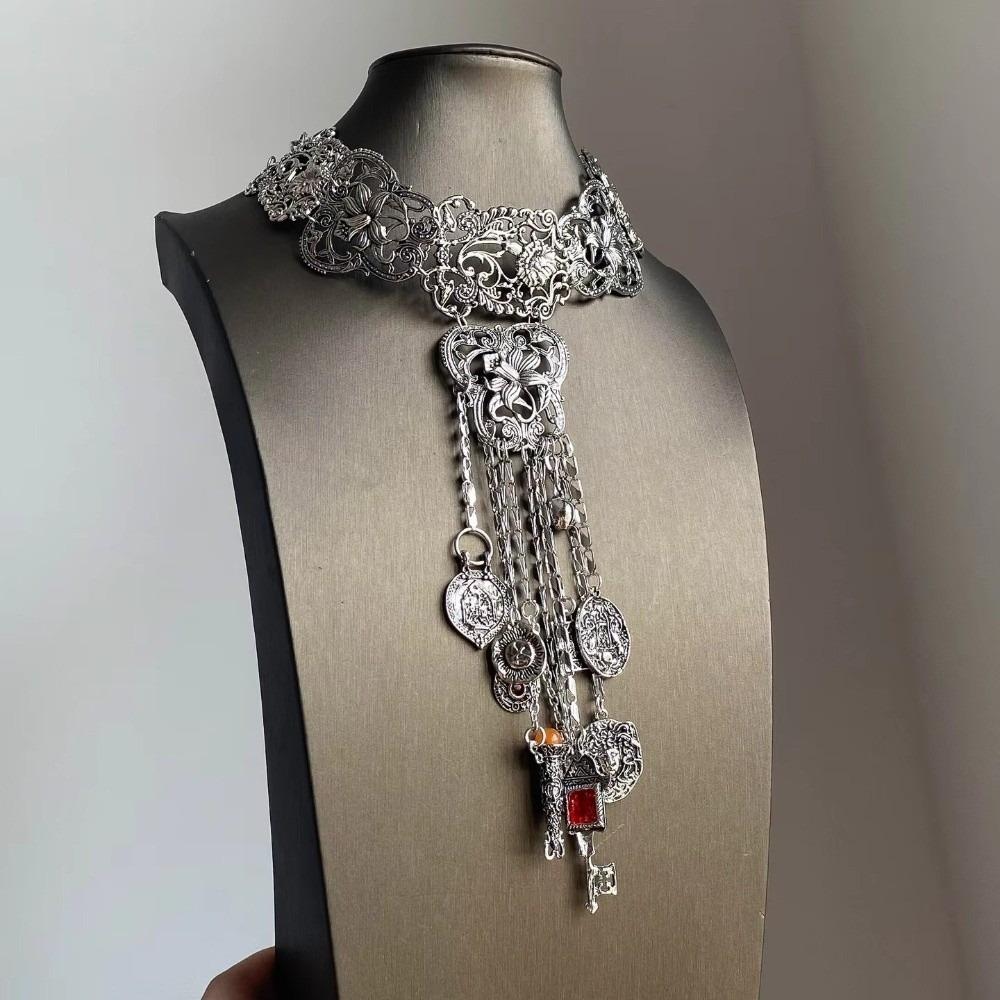 Long Bohemian Necklace Ethnic Style Collarbone Chain Retro Metal Necklace  For Women Party Gift