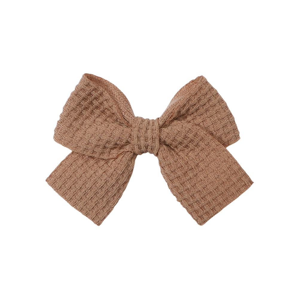 

Набор 2/6/10 шт. Новые милые цветные заколки для волос в модном однотонном дизайне с бабочкой для прекрасных девочек, детские головные уборы, зажим для волос, аксессуары для волос 2Pcs