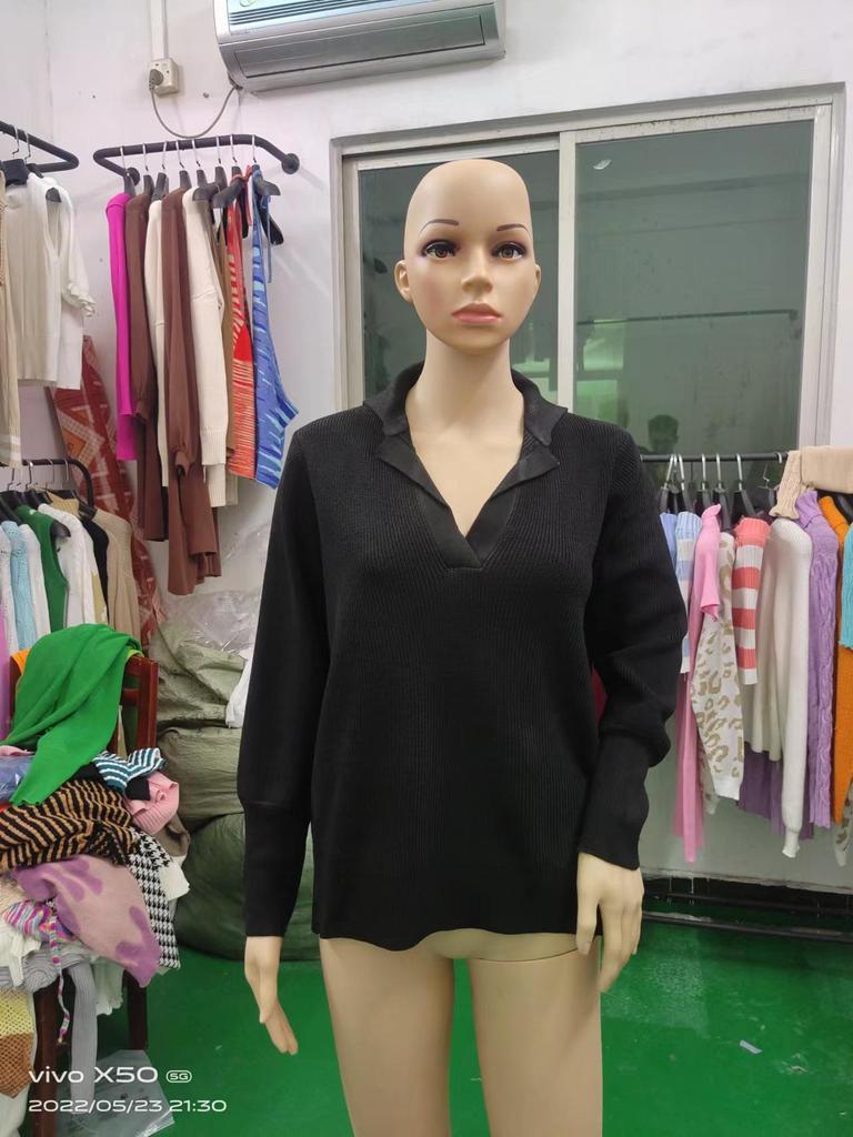 2024 Autumn/Winter Women's Green Knitted Polo Collar Pullover Sweater