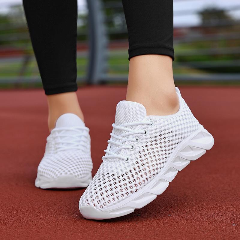 2025 summer new versatile women's shoes foreign trade sports shoes big net breathable hollow women's casual shoes Korean version lace-up