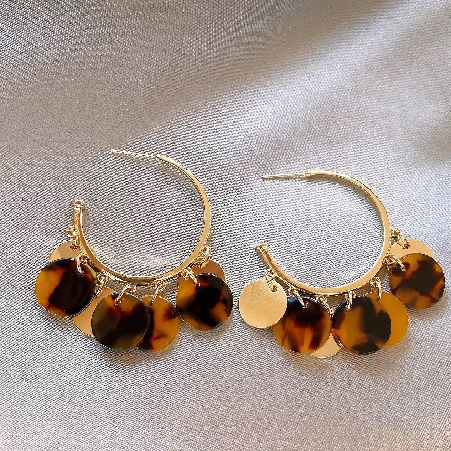 

Сережки-пусети «Тигрове око» в стилі Y2K: Розкішна, Елегантна, Універсальна Мода