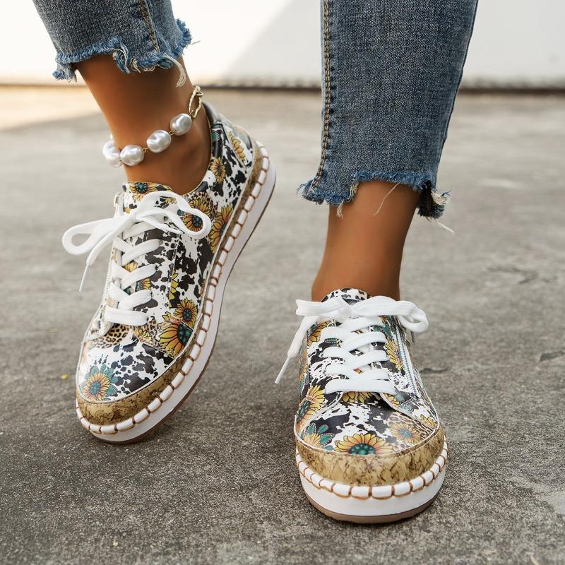 Summer and autumn new large-size printed lace-up style casual board shoes casual women's shoes