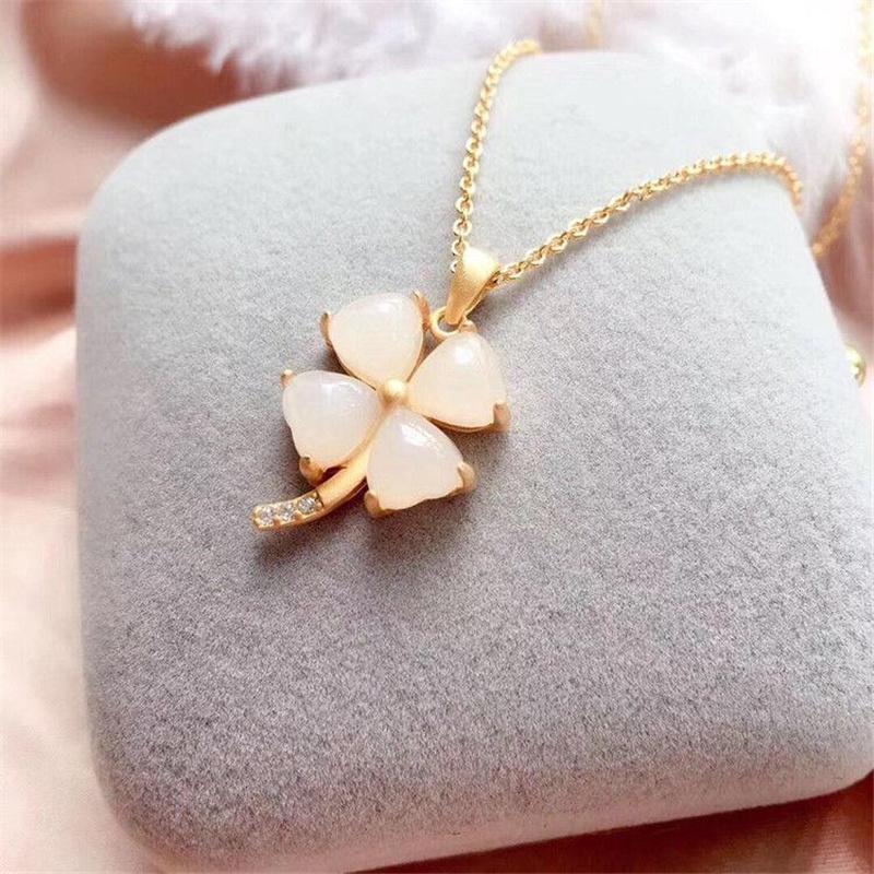 Classic Crystal Clover Pendant Necklace for Women Jewelry Fashion Silver 925 Sterling Clavicle Necklaces Lady Birthday Present