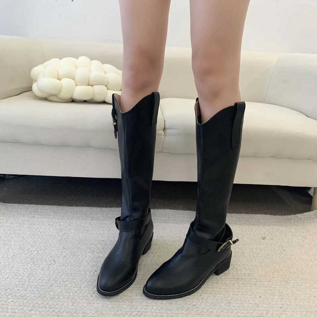 Klamra Paska Gruby Obcas Westerny Długie Kozaki 2024 Styl Brytyjski Szpiczasty Nosek Średni Obcas Kozaki Rycerskie Modne Wszechstronne Damskie Buty