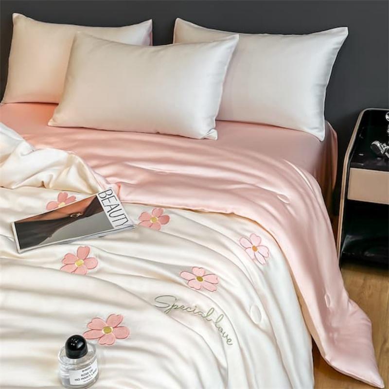 Princess Version Summer Cool Quilt Soft Washed Ice Silk Machine Washable For Women Girl Air-Conditioned Quilt Comforter Bedding