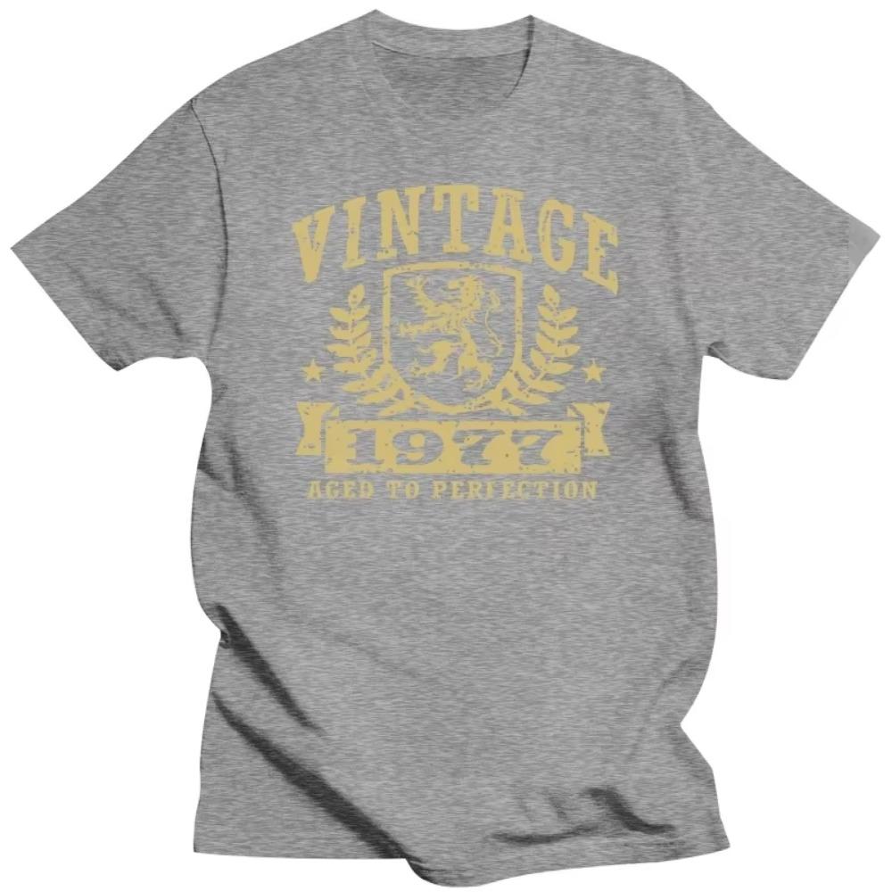 Funny Vintage 1977 Tshirt Men Short Sleeves 43 Years Old T-shirt 43rd Birthday Gift Slim Fit Pure Cotton Tee shirt Merchandise