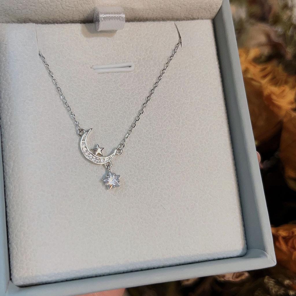 Star Moon Tassel Necklace for Women with Niche Design Light Luxury Ins Style Exquisite Temperament Star Moon Clavicle Chain Summer