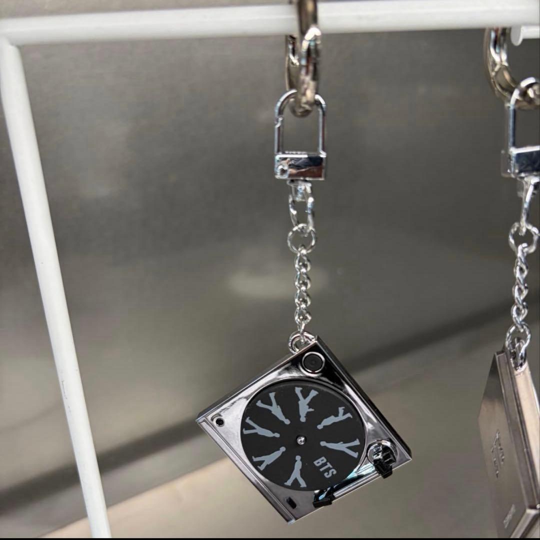 [USED] BTS Pop-Up ARIRANG Turntable Keyring