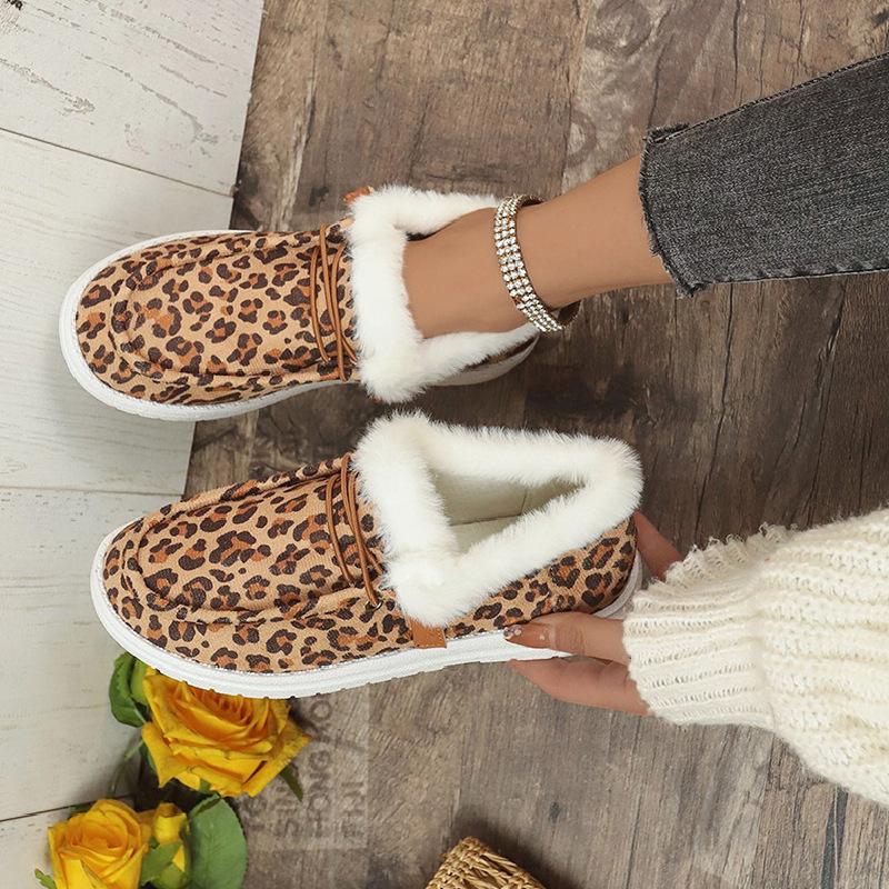 Fashion Trendy Flat Bottom Women's Shoes 2024 Winter Leopard Print Design Versatile Flat Bottom Sleeve Foot Plush Oversized Snow Boots