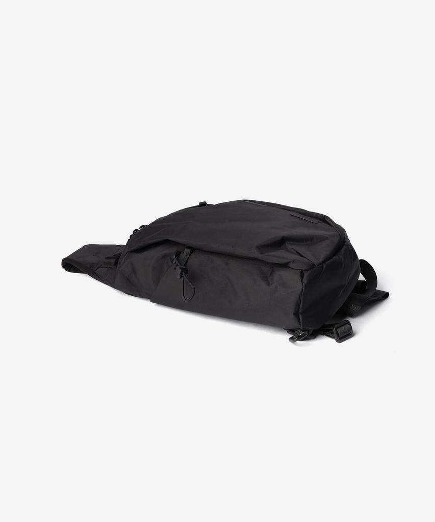 Body Bag AA010550106 Metro Crossbody Left Shoulder Black VX42 [Alpaca] - - X-Pac [Used]