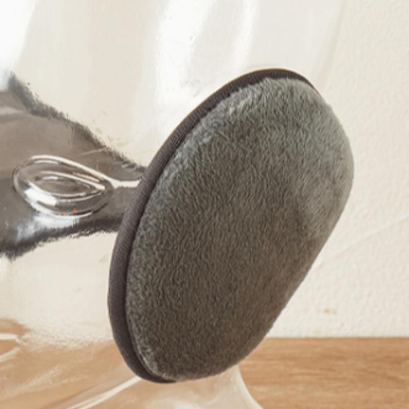 Daiso Jednobarevné náušníky Šedé