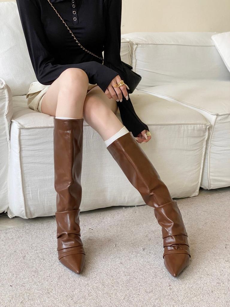 2025 autumn new pointed thin heel high heel temperament thin French fashion sexy beauty female Internet celebrity short boots