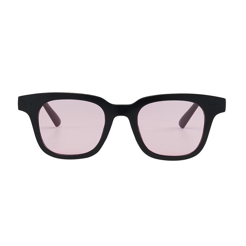 

Man Stylish Classic Style Fishing Sunglasses Woman Korean Version Climbing Small Frame Sunglass Popular Driving Vacation Men Women Glasses