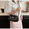 IELGY French Niche Chain Underarm Bag Stone Pattern Small Square Bag Fashion One-Shoulder Messenger Baguette Bag