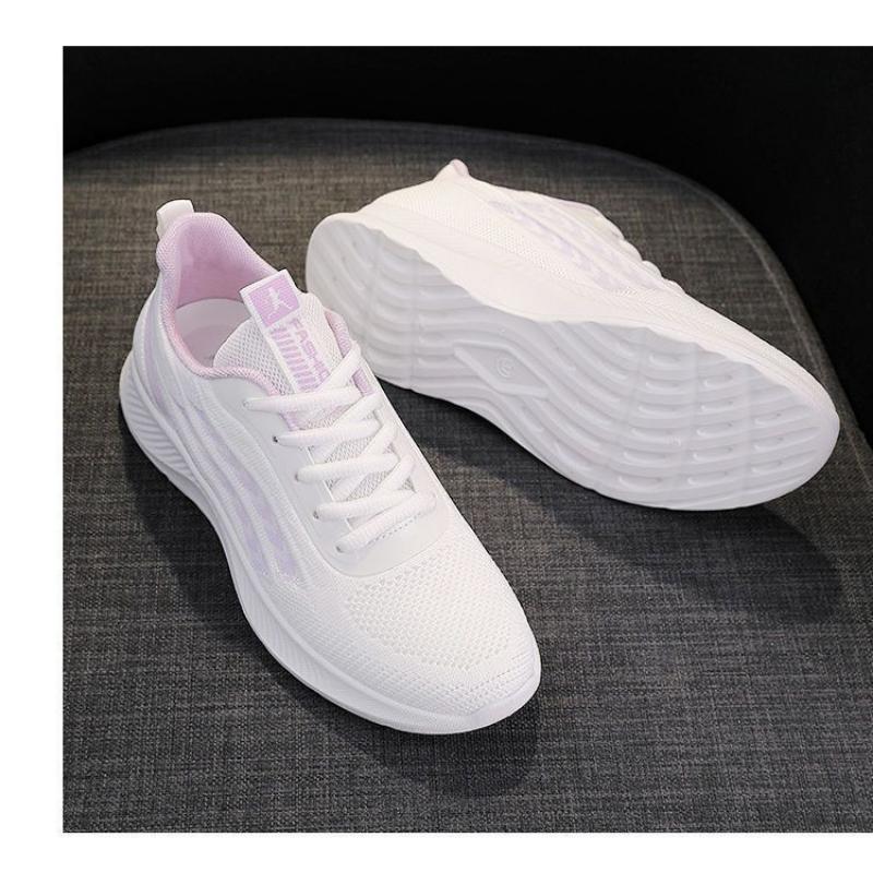 Women's Flying Textile Shoes Spring and Autumn Leisure Sports Soft Sole Light Running Shoes Breathable Non-slip Flat Mother's Shoes