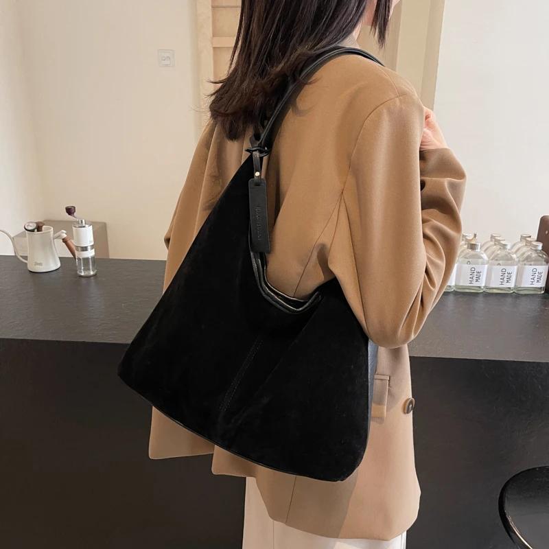 High Quality Solid Colors Faux Suede Retro Zipper Women's Shoulder Bag Fashion Large Capacity Sweet Commute Versatile Tote Bag