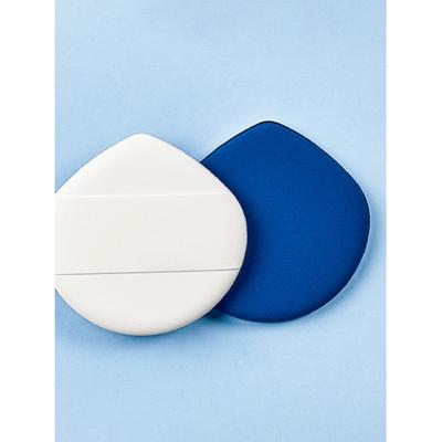 Daiso Nawilżająca Gąbka do Pudru w Powietrzu Opakowanie 2 szt.