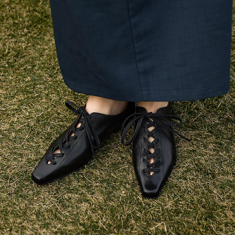 Fashion 2025 Hot Sale Fashion Low Heel Lace Up Genuine Leather Pumps Women Daily Walk Flats Young Girls Casual Spring Autumn Black Shoes