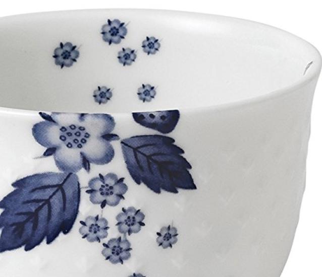 Wedgwood Strawberry Bloom Indigo Japanese Wedding 40000823 [Officially Imported] Teacup, Gift,