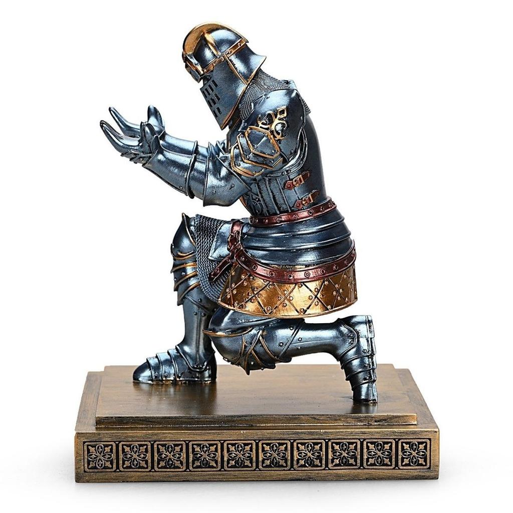 New Executive Knight Pen Holder Creative Pen Holder Office Desk Decoration Pen Holder Birthday Gift Samurai Simple