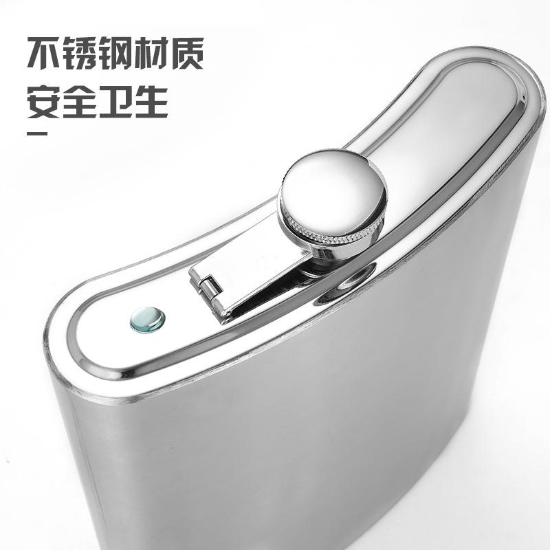 304 stainless steel flat wine jug, portable outdoor metal wine bottle wine glass wine set