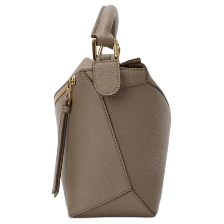 Loewe Bolso Pequeño de Piel de Becerro con Textura Puzzle para Mujer Color Topo A510P60XAW-3170