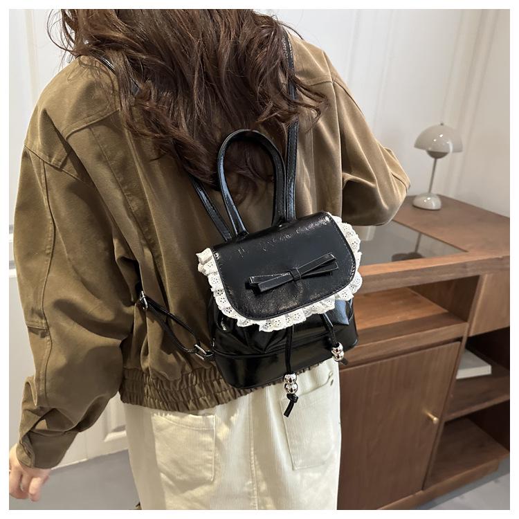 2025 Eleganter kleiner Damenrucksack - Stilvoll & vielseitig für den lässigen Arbeitsweg