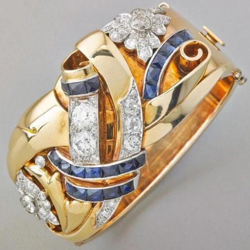 Bague Florale Vintage en Laiton et Zircon: Design Rétro Audacieux avec Large Bande Creuse pour un Style Européen et Américain Unique.