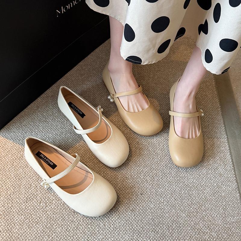 Spring Temperament Flat Shoes with Oneword Design Versatile Mary Jane Shoes, Fattened and Widened Large Size Women's Shoes