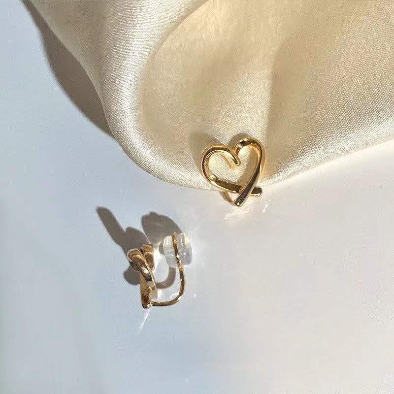 Fashion Irregular Hollow Heart Clip Earrings For Women Girls Non-Piercing Silicone Ear Clips Minimalist Stud Earring Jewelry