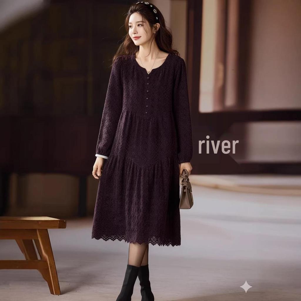 Elegant Plus Size Lace Long-Sleeve Dress for Women - 2025 European Autumn Collection