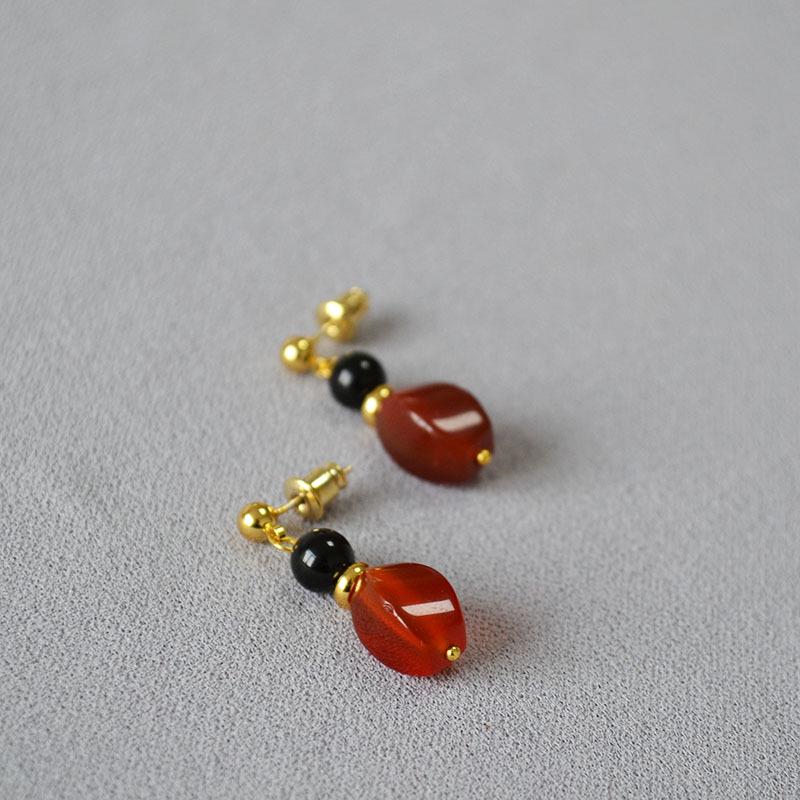 Retro Black & Red Agate Beaded Silver Stud Earrings